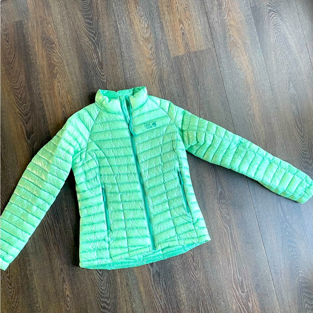 Woman’s Mountian Hardware Puffy Jacket